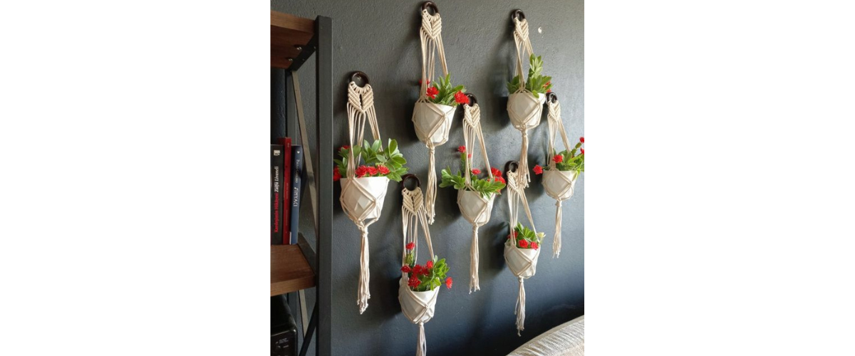 Cách trang trí cây cảnh trong nhà - Thắt dây Macrame treo chậu cây